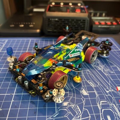 Nkanta3249's profile picture. ミニ四駆大好きな親子です。 目標は公式大会で表彰台に立つこと。