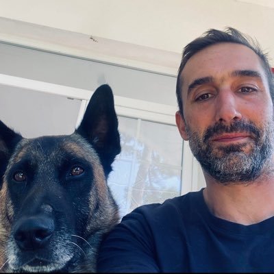 Président et fondateur de l’Association Un toit, un chien (loi 1901) But : ouvrir un refuge pour chien dans le centre Manche (50) .