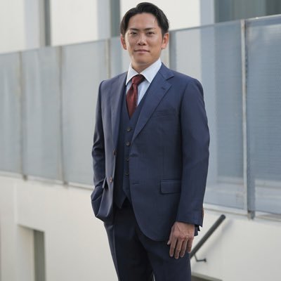 土地家屋調査士法人ハヤオ測量代表(調査士数4名)│小学生から野球しかやって来なかった人生│大学2回辞めて高卒│調査士試験は4回落ちて5回目で合格│日本一稼げる調査士法人目指しています