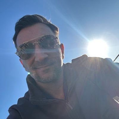 Adrianbcooper's profile picture. 