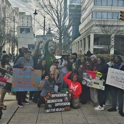 #New Black Media student. #FBA #FREEDMEN #DOAS #MAROON CULTURE ENTHUSIAST #REPARATIONS #FUCKYOUPAYME #B1SOLDIER Follower of Grandad ( Anderson ) & Mama Welsing