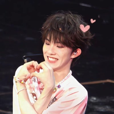 susu_pinpin's profile picture. #登陆少年 #suxinhao #苏新皓🦋