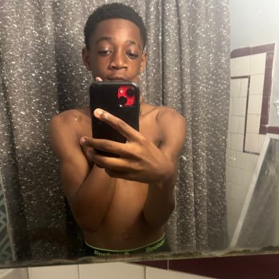 impostedonthe6's profile picture. 