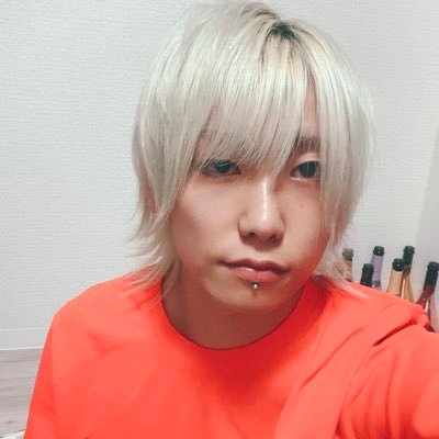 visual_punk's profile picture. 平成に取り残された人