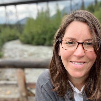 erinbeth77's profile picture. 