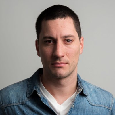 Sports journalist with a big passion for football. Podcaster at @enotnost. Tweeting about sports of all sorts.