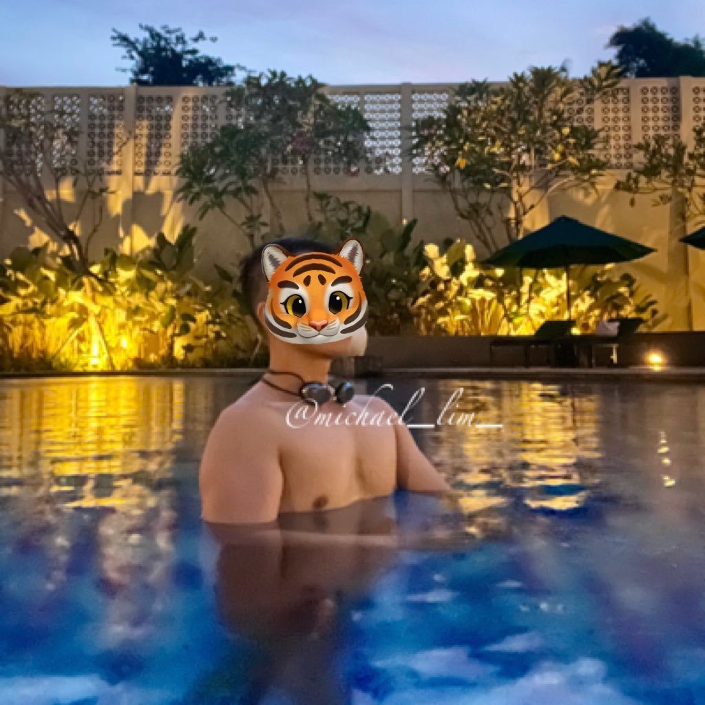 🔞. A Frozen Heart living in Jkt-Borneo-SG. Chi. real Ava. Attitude is a little thing that makes a big difference. follow me n perhaps u will know me more.