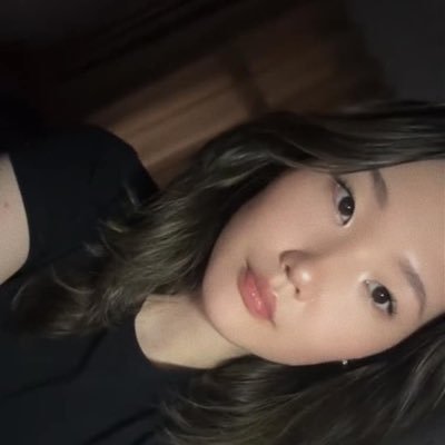 ERK4STz0118's profile picture. 