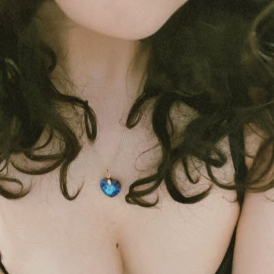 Celestial brat 🌙✨/Latina Trans Queen 🏳️⚧️👑 DM 4 prices 💌 💖 /FinDom • Roleplay • BrattDomme🌸✨Telegram: https://t.co/LNpqRrEjZU💞Spoil me (◕‿◕✿)💸🌺