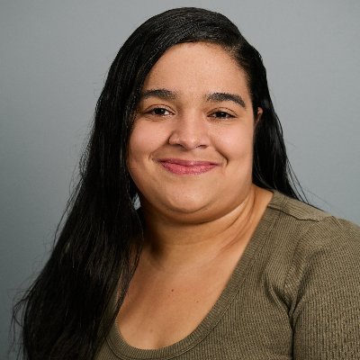 I am from Jackson, Mississippi. I love theatre. I am an actress. I am open to Freelance acting and writing.