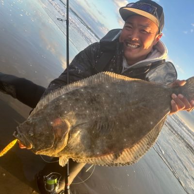 hogetomokun's profile picture. 週休１日の休みを釣りに注ぎ込む平日前乗りアングラー🎣2021.11月頃、だっぺよ釣行記を見てサーフフィッシングにどハマり🥰USFJクルーザー修理完了！車検取得のみ！代替え機としてjb23😁他の趣味 車やバイク、水上バイクでボートフィッシング等々 🐟アングラーズ登録済み🐟