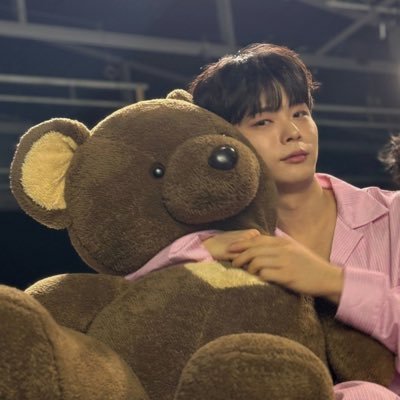 woll___mwi's profile picture. 고딩 : #루시✩⡱