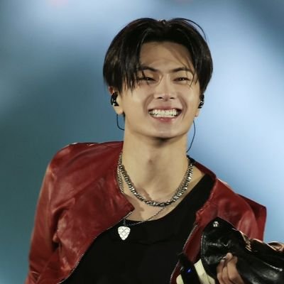 (Saw enha) 엔하이픈 • Fan account • Engene '02• Not a minor
•
항상 함께 합니다
#itsyourPearlgiveaway
#jjongseongjjj