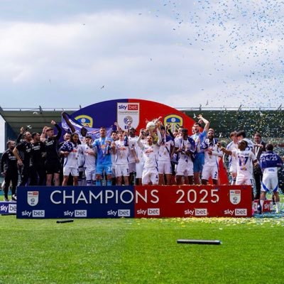 richleeds64's profile picture. Leeds United season ticket holder. 🏴󠁧󠁢󠁥󠁮󠁧󠁿 80/92 watching #lufc