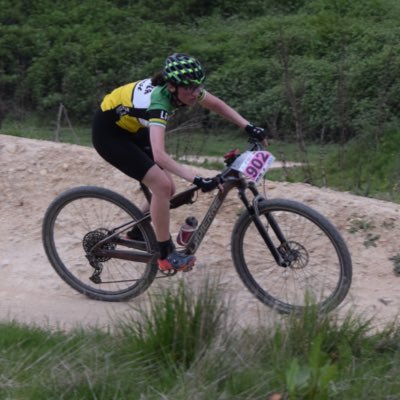 Cycling enthusiast 🚴🏻♀️ | Intermediate Civil Engineer 👷🏻♀️| My YouTube channel👇🏻