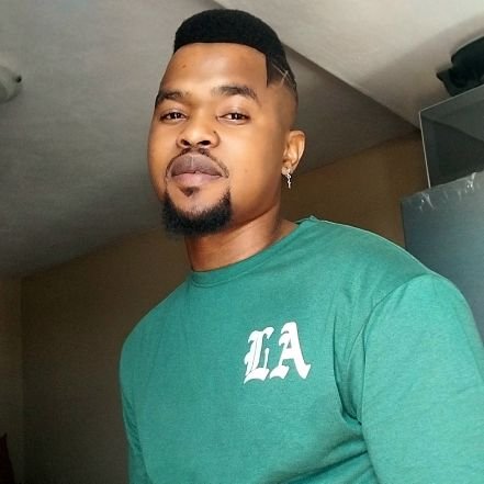 OTshisaphungo's profile picture. Once they stop talking to you, they start talking about you but keep going🧗‍♂️