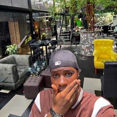 sidswipe's profile picture. Jesus💯 • Mobile Engineer 🥷📱💻 • Private Space
