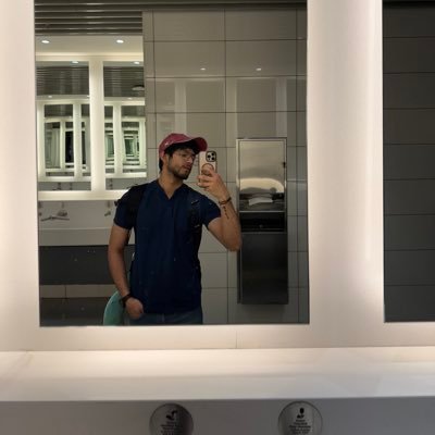 MaheshwariPrana's profile picture. This is where I spill my intrusive thoughts and, sometime, let a poem or shayari slip through.       📍blr