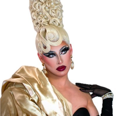 GreyGlowing's profile picture. 