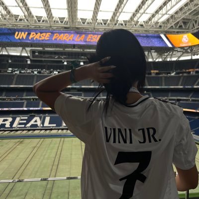 Tudo passa, nem q seja um caminhão por cima de vc.