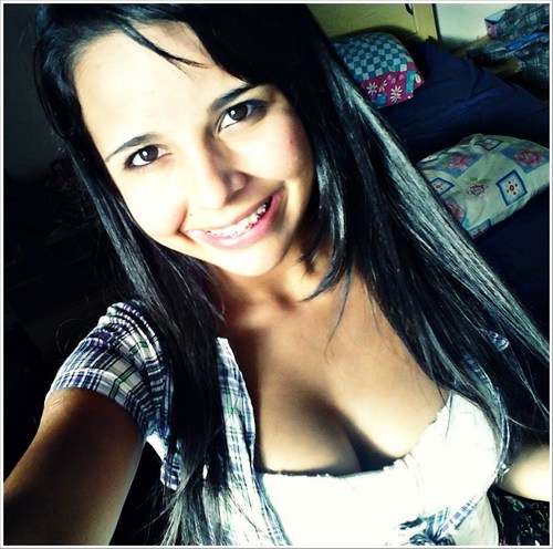 ''  Antes de falar de mim , vê se aprende a ser mulher 
                                                                                 ♫