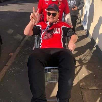 gurvaninho's profile picture. Rennais perdu en Suisse
🔴⚫