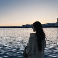 🧵🧵 (@llewellynb21489) 's Twitter Profile