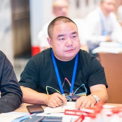 大号9W粉丢失,新号眼熟的关注一下,直男大叔的故事🌈电报试看群【非推广】https://t.co/YQmTDQwOLB