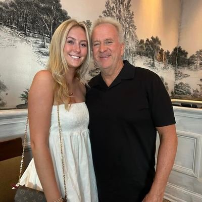 AndrewLouis77's profile picture. I am an orthopedic surgeon