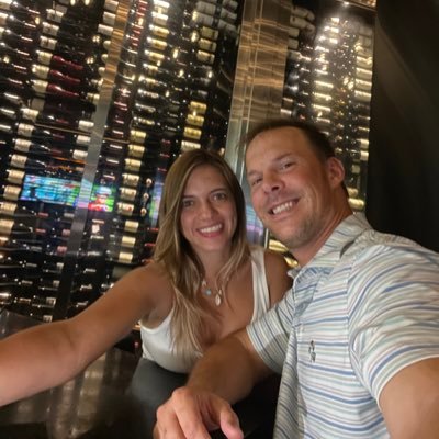 luuusantacruz's profile picture. https://t.co/9l24FDLDoo