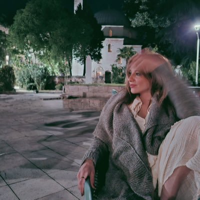 schminzilla's profile picture. vila s budakovića, muhtar tviter mahale