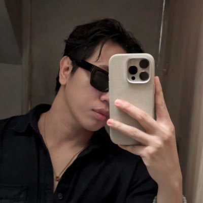 foolishmael's profile picture. Photographer x HealthTechStartup x FujiFilm X RMT🩸 📸