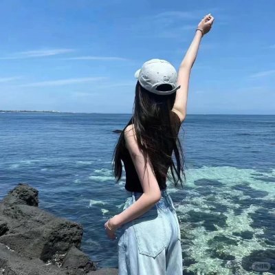 Lena145153's profile picture. Remember, the darkest hour is the light before the dawn.