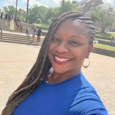 A Rich Auntie who isn’t rich nor an auntie. 💙🕊🏃🏾♀️🐢
