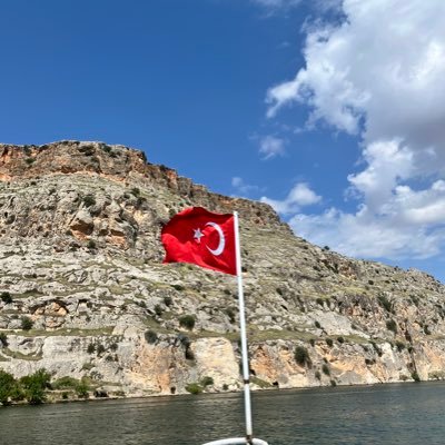 hasankarat64191's profile picture. 