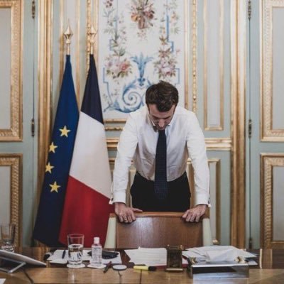 scouser_mstf's profile picture. Voyez- vous, un écrivain travaille solitairement, est jugé dans la solitude, surtout se juge lui-même dans la solitude.