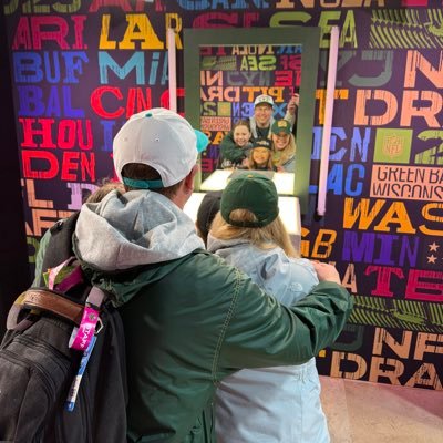 nicmeis's profile picture. What are you waiting for? Visit Green Bay. https://t.co/HPvuCnLkan