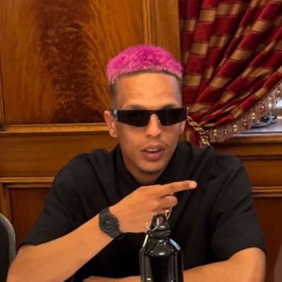 InfiNico_'s profile picture. 🫵🫵