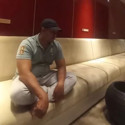 DeviInd87029174's profile picture. 