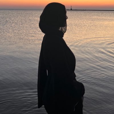 reebsdontkap's profile picture. ucr 🌞💐🌻🌙🍯