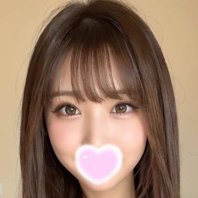 UgXB21In9i88826's profile picture. 