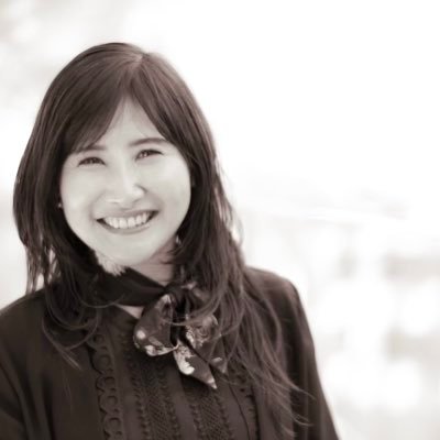 ライター|ブランドプランナー|インタビュー取材|メディア記事|コピーライティング|人・企業・ブランドの魅力を発掘して届けます|趣味はカメラ・ピアノ・アート活動|北海道大学文学部卒|🐈愛猫ルミ |📷Leica M10|自分らしく働く女性のためのコミュニティFiica🌷@fiica_salon