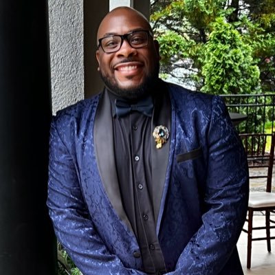 Laugh while living. I’m goofy, political, food & drinks advocate, Black Love🫶🏾 – He/Him✊🏾🏳️🌈 #Ambivert #TeamVirgo #Writer✍🏾 #Music🖤 #BlackInTech👨🏾💻