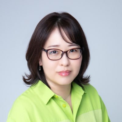 スクールや講座販売など情報商材系のバナーなど1枚ものの画像専門デザイナー / デザイナー歴3年 / 元システムエンジニア13年 / SEO対策・MEO対策も可 / 大阪在住 / 制作のご依頼やお問い合わせはLINEからお願いいたします→https://t.co/MvppH7uQem