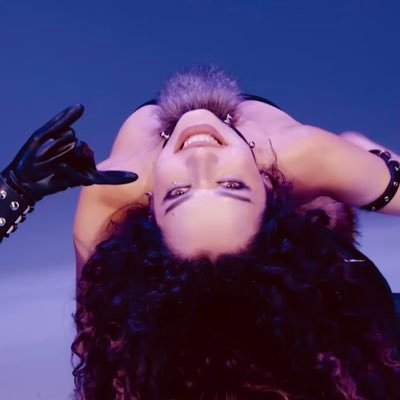 18blohsh_ENG's profile picture. 