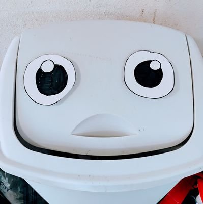 jnbarrett's profile picture. Not a bot. Beep Bop Boop 🤖 Gut-feel takes on politics, welfare & real fixes. I organize food drives at work — you in? #MAGACharity | 🫡