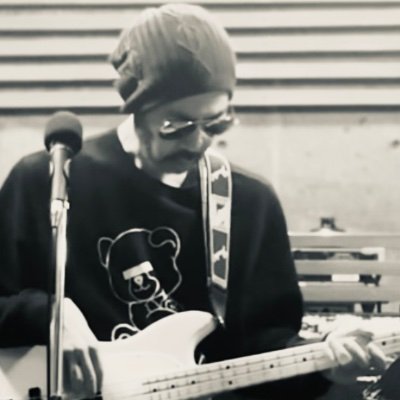 Falsetto vocals with electric bass, shaped in subtle layers. Echoing Robert Wyatt, Thom Yorke & shadowy sonic storytelling.