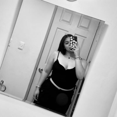 Danigzz13's profile picture. Carpe diem