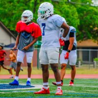 Ernest Ray Smith “Trey” Roosevelt High Scool (@ernestsmithiii) 's Twitter Profile