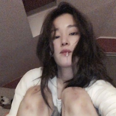 ⋆˚࿔ mikbrent 𝜗𝜚˚⋆ BRB